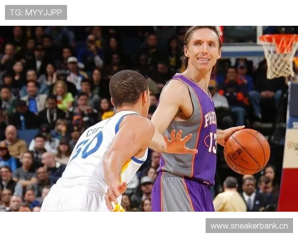 德隆·威廉姆斯通过挡拆创造进攻机会，显著提升球队组织效率